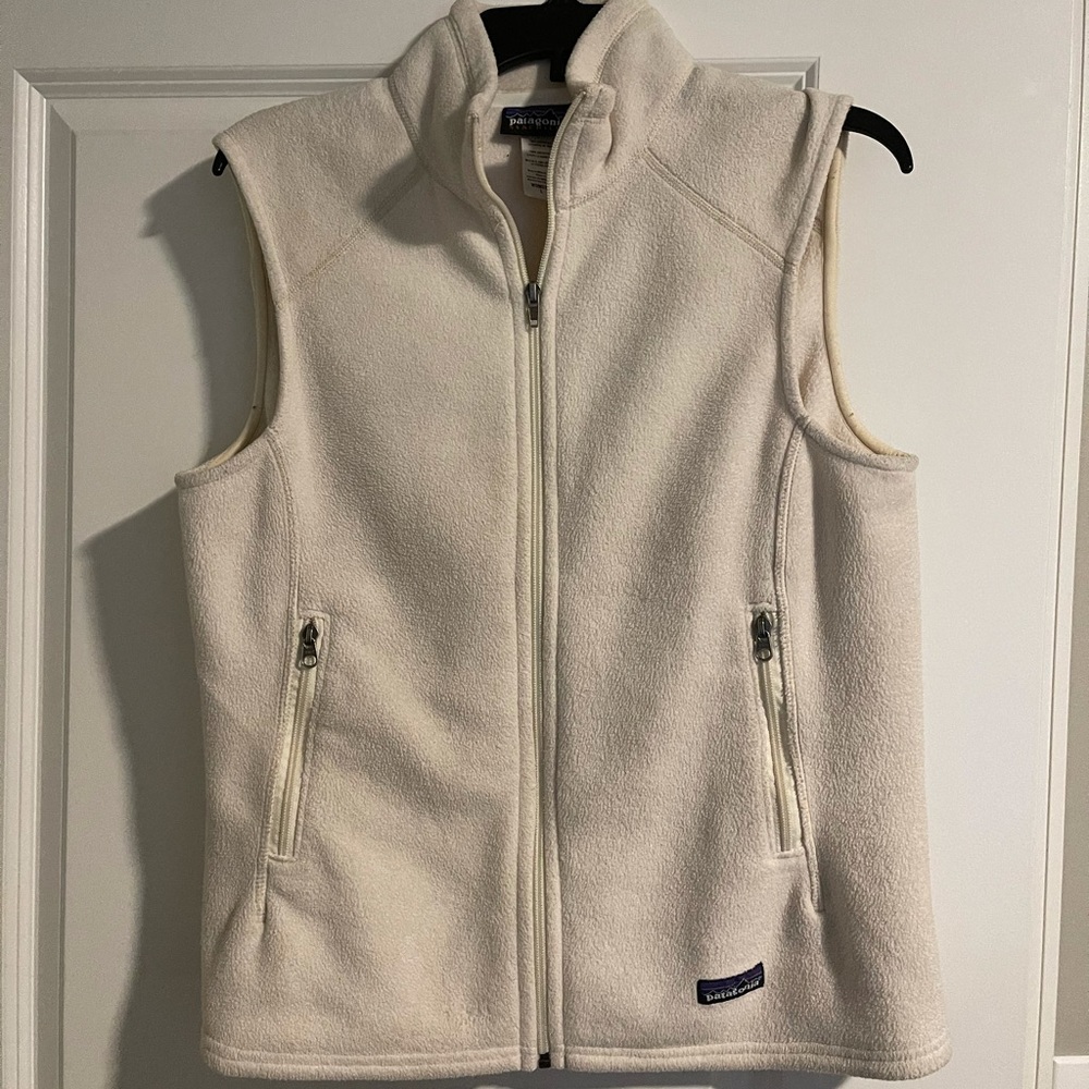 White vest